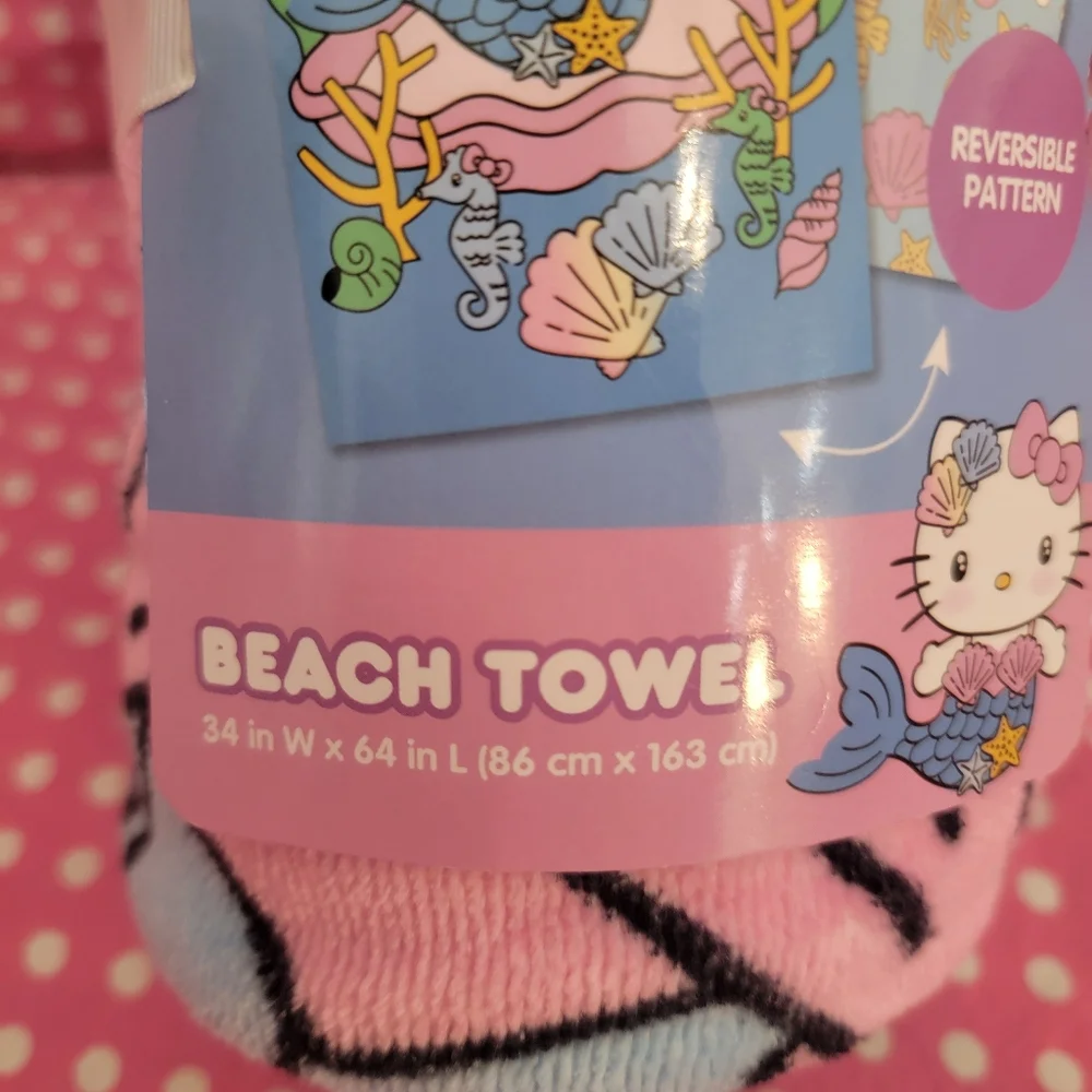 NWT HELLO KITTY Bundle - Picture 2 of 7